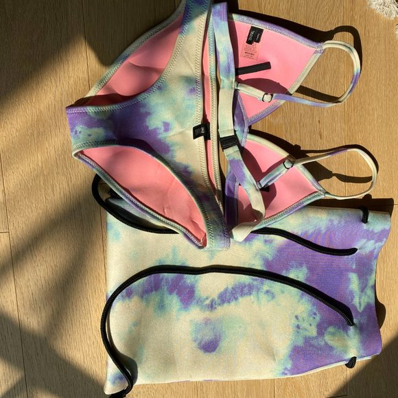 Women's TRIANGL Blue Tie Dye Neoprene Bikini with matching bag - Picture 4 of 4